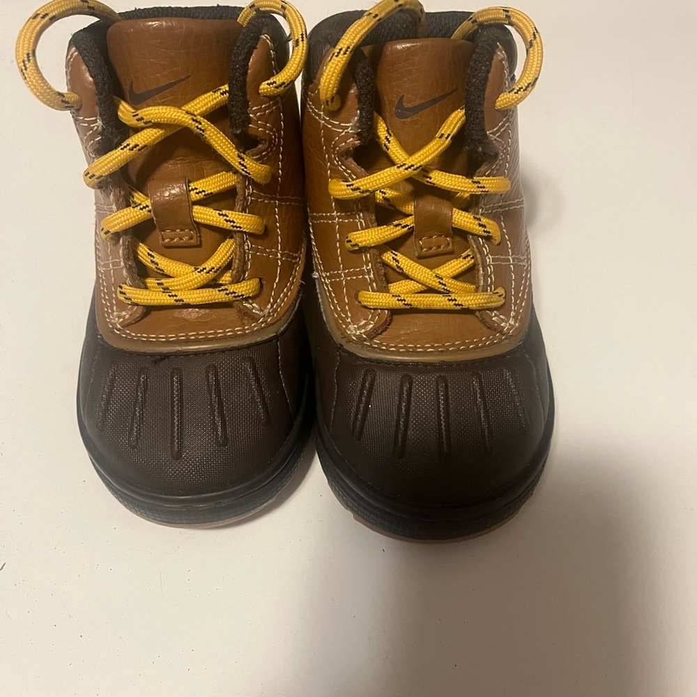 Nike Kids Brown and Yellow Shoes